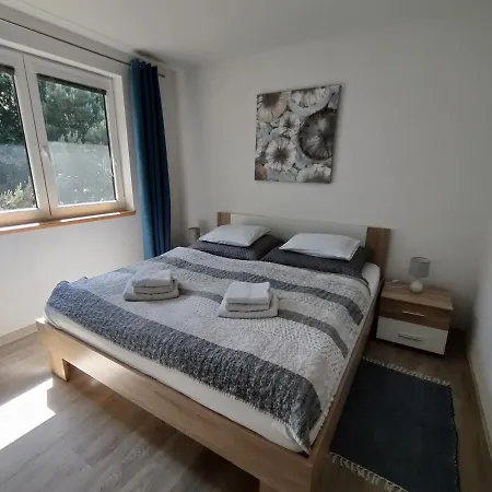Appartamento Pod Lipou - Samostatny Objekt - Carport *