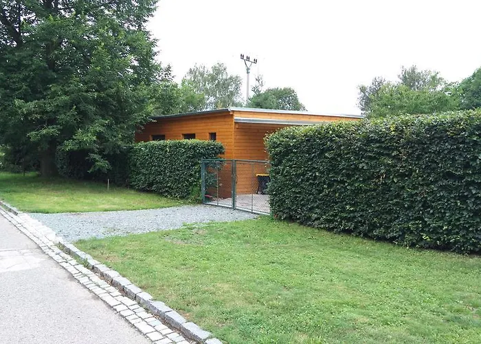 Appartamento Pod Lipou - Samostatny Objekt - Carport Jaroměř